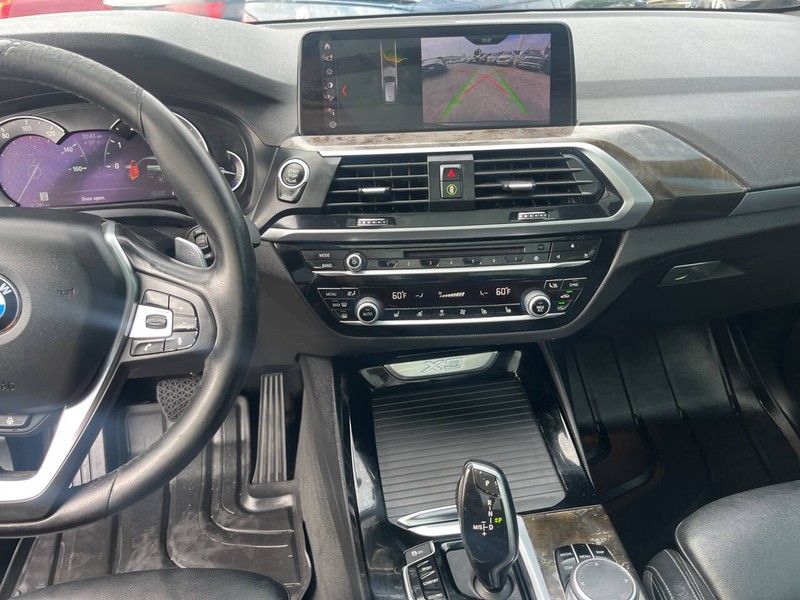 BMW X3 Vehicle Image 15