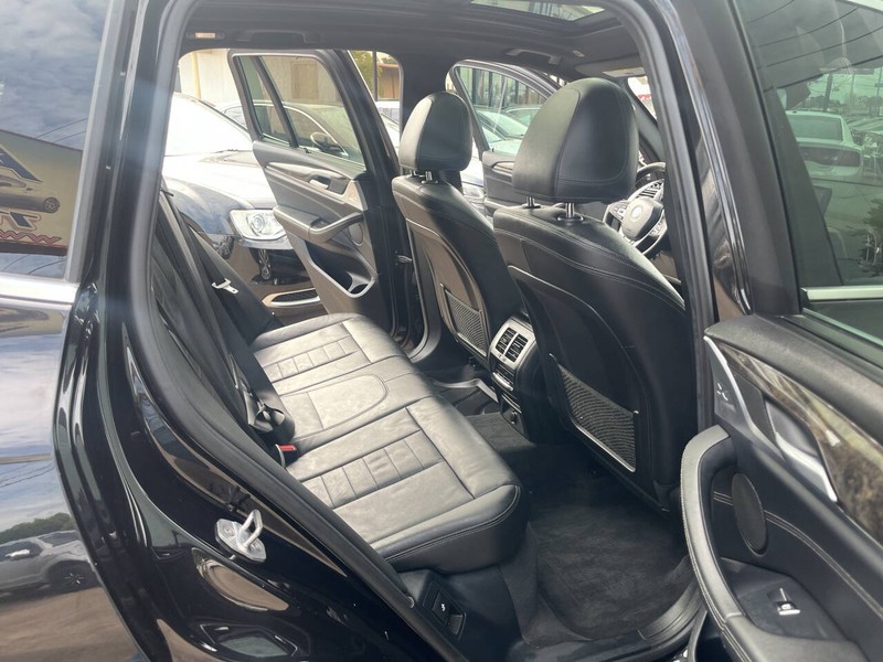 BMW X3 Vehicle Image 22