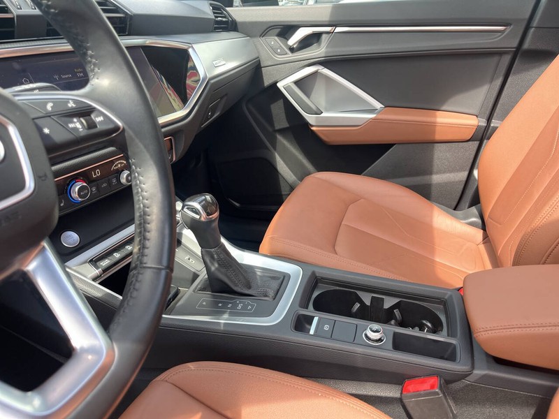 Audi Q3 Vehicle Image 13