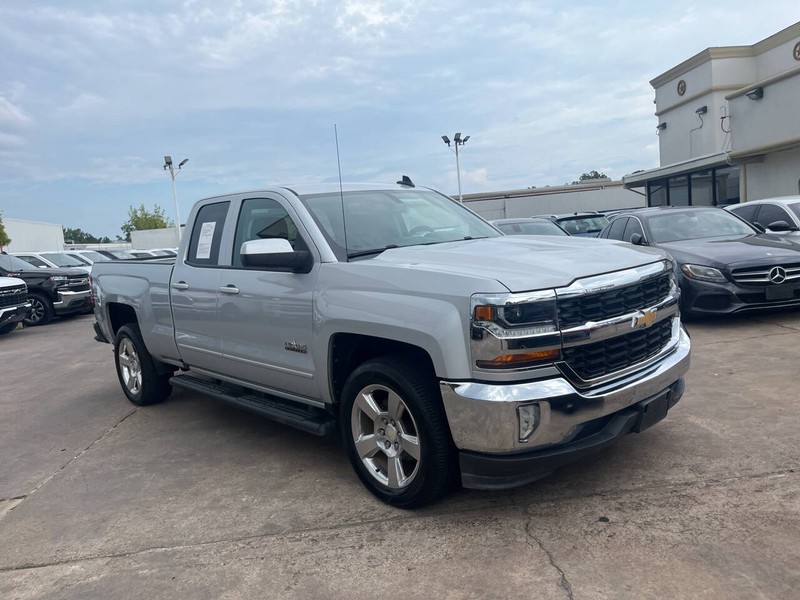 Chevrolet Silverado 1500 Vehicle Image 03