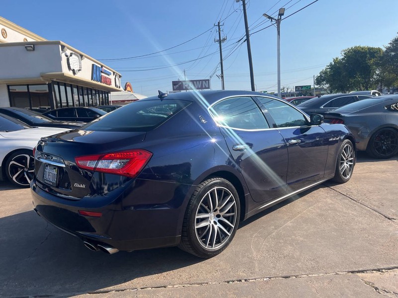 Maserati Ghibli Vehicle Image 03