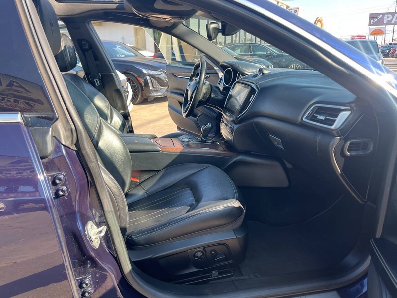 Maserati Ghibli Vehicle Image 20