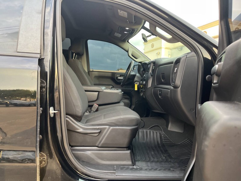 Chevrolet Silverado 1500 Vehicle Image 11