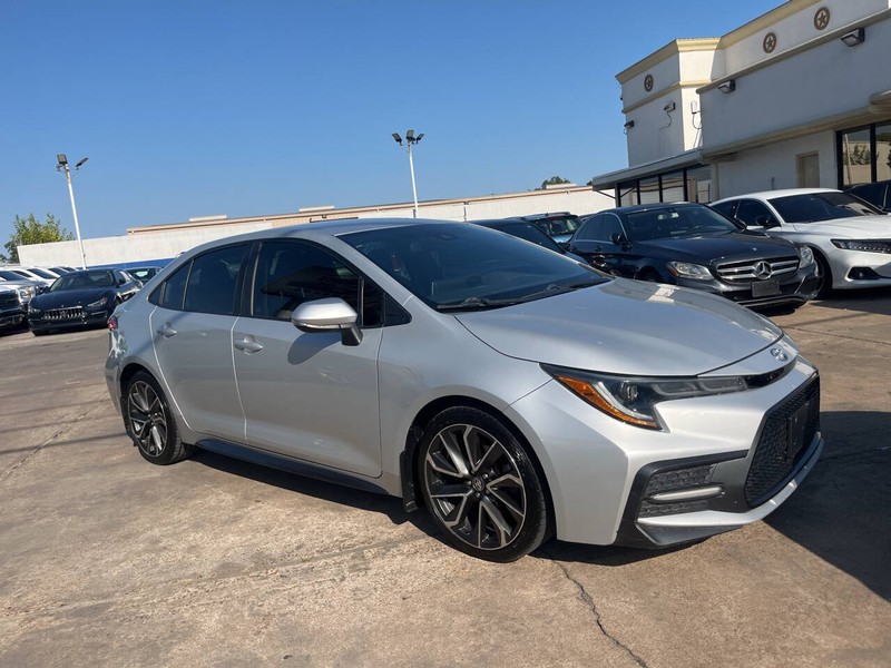 Toyota Corolla Vehicle Image 02
