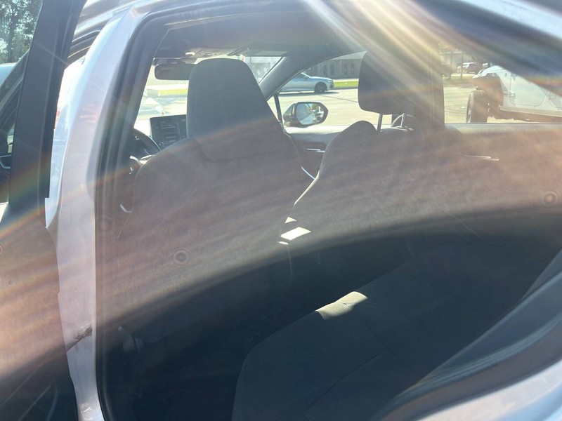 Toyota Corolla Vehicle Image 14