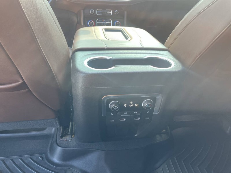 Chevrolet Tahoe Vehicle Image 23