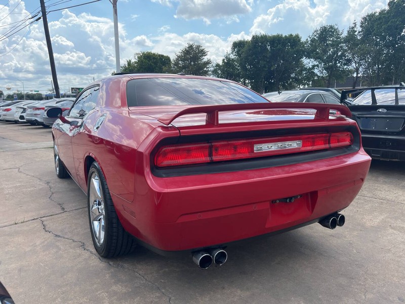 Dodge Challenger Vehicle Image 03