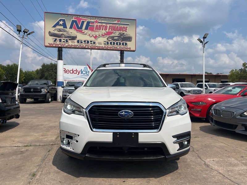 Subaru Ascent Vehicle Image 02