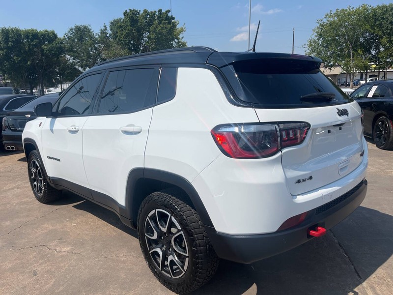 Jeep Compass Vehicle Image 04