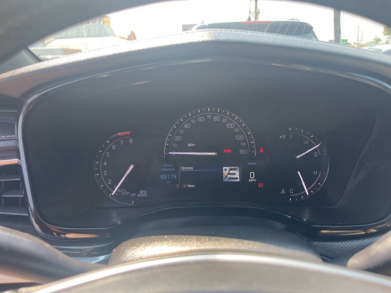 Cadillac XT5 Vehicle Image 10