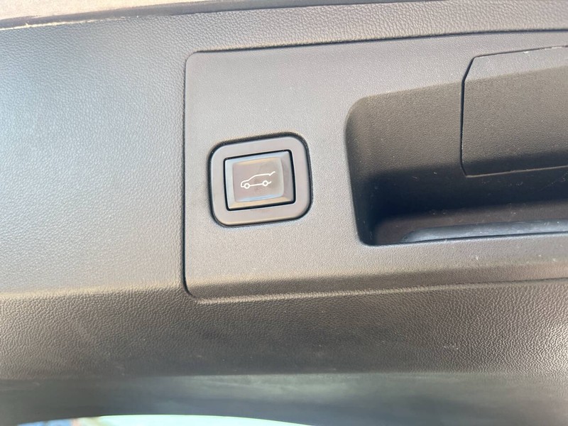 Cadillac XT5 Vehicle Image 20