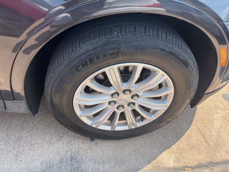 Cadillac XT5 Vehicle Image 23