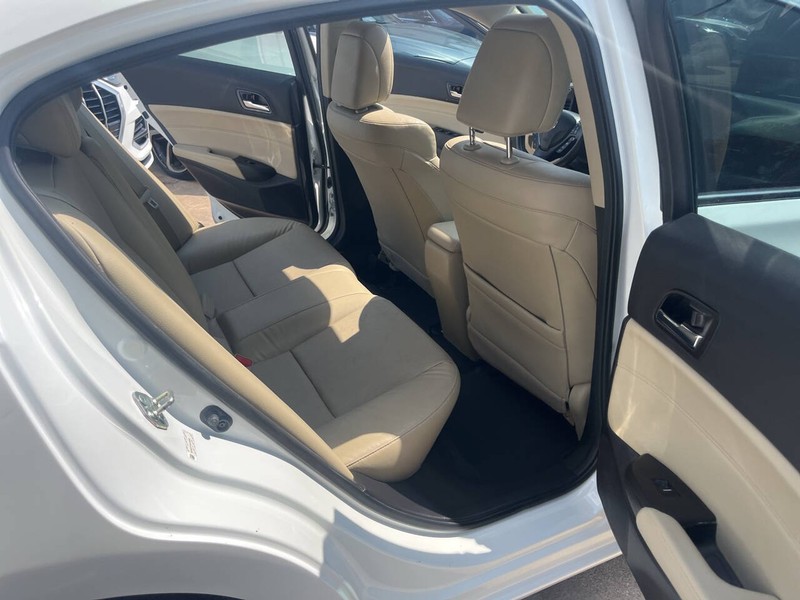 Acura ILX Vehicle Image 21