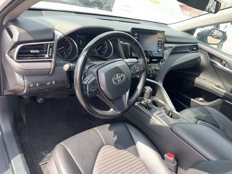 Toyota Camry Vehicle Image 08