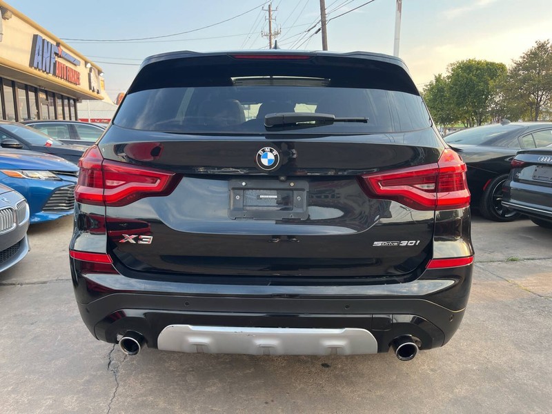 BMW X3 Vehicle Image 04