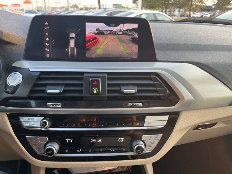 BMW X3 Vehicle Image 12