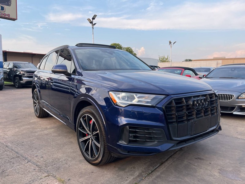 Audi Q7 Vehicle Image 06
