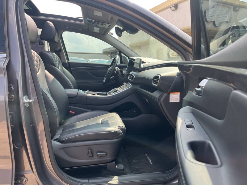 Hyundai Santa Fe Hybrid Vehicle Image 08