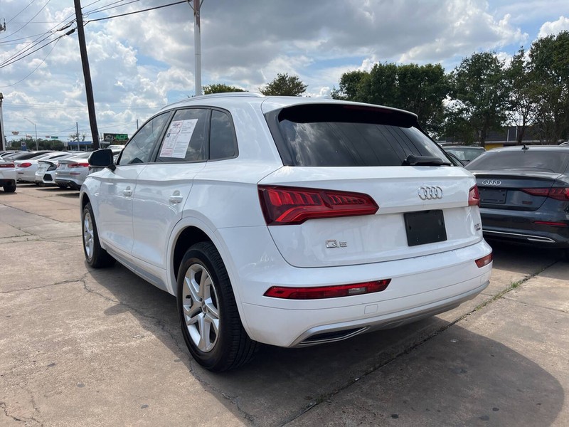 Audi Q5 Vehicle Image 06
