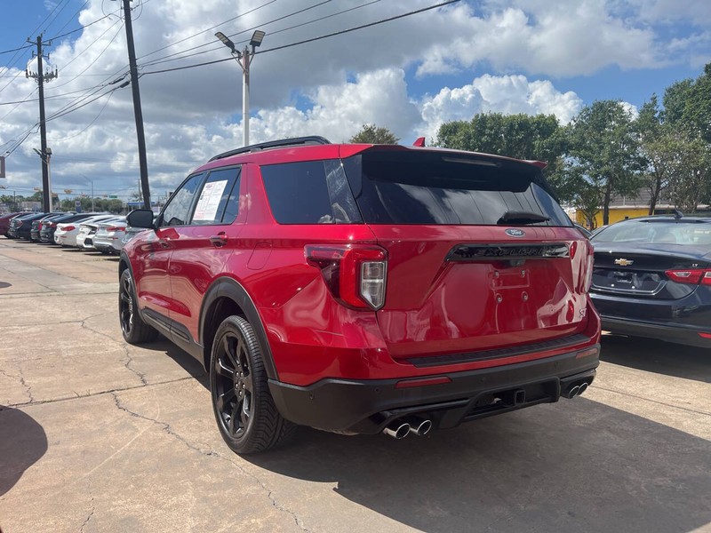 Ford Explorer Vehicle Image 03