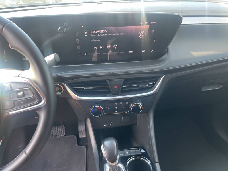 Buick Encore GX Vehicle Image 08