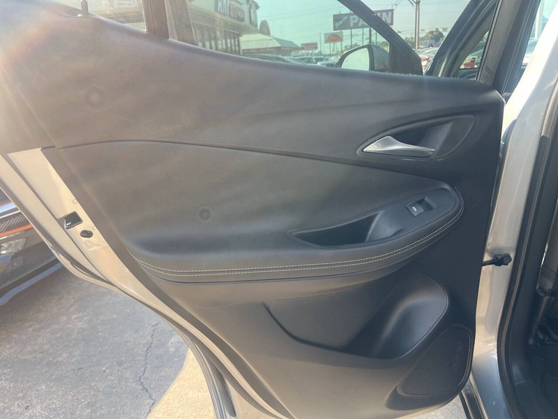 Buick Encore GX Vehicle Image 10