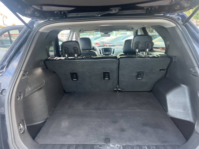 Chevrolet Equinox Vehicle Image 15