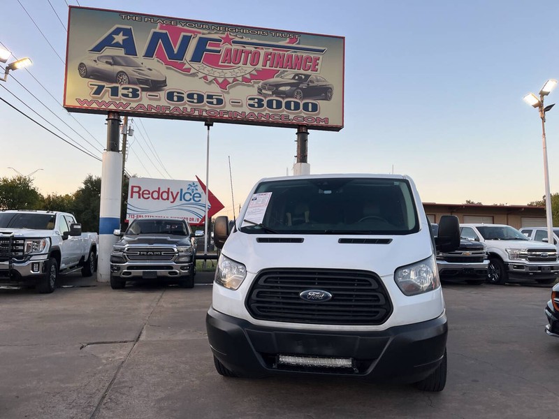 Ford Transit Van Vehicle Image 02