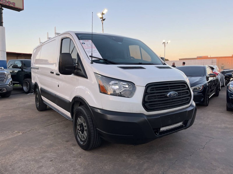 Ford Transit Van Vehicle Image 06