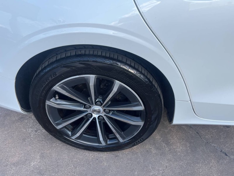 Volvo S60 Vehicle Image 17