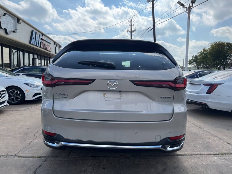 Mazda CX-90 Vehicle Image 04