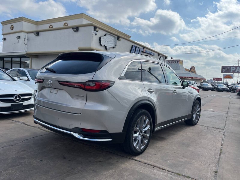 Mazda CX-90 Vehicle Image 05