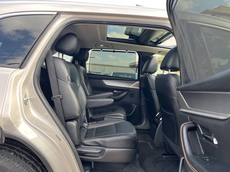 Mazda CX-90 Vehicle Image 10