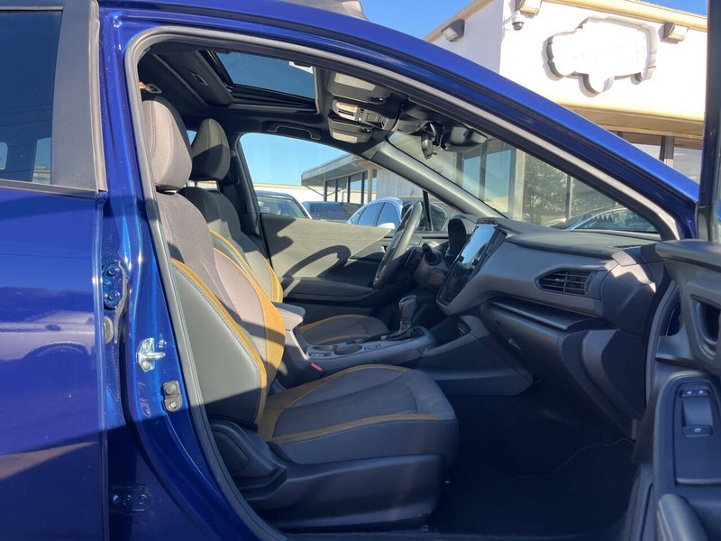 Subaru Crosstrek Vehicle Image 11