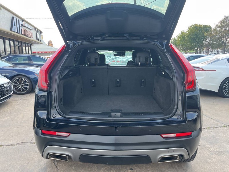 Cadillac XT4 Vehicle Image 05