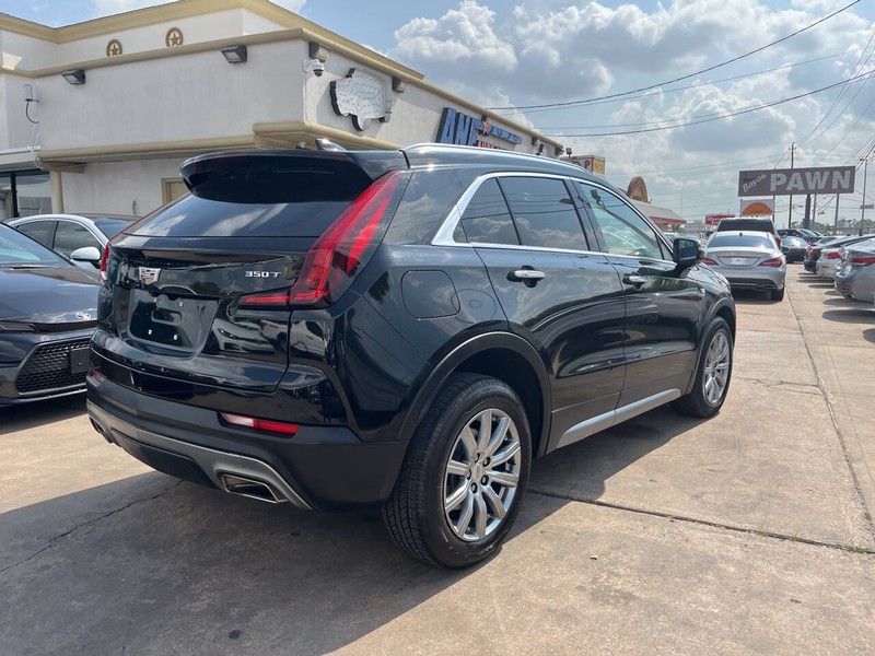 Cadillac XT4 Vehicle Image 11