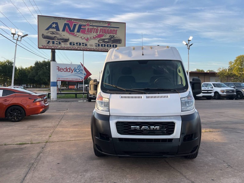 Ram ProMaster Cargo Van Vehicle Image 02