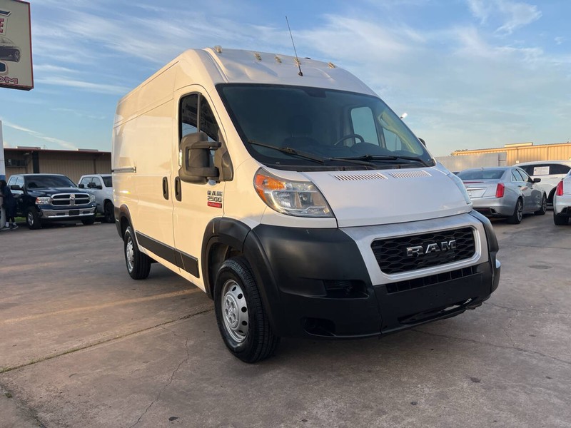 Ram ProMaster Cargo Van Vehicle Image 08