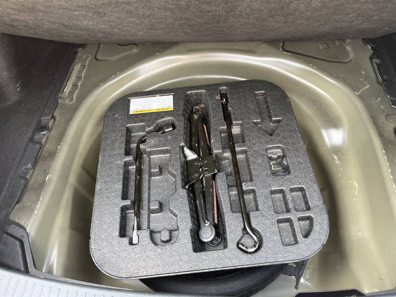 Toyota Corolla Vehicle Image 11