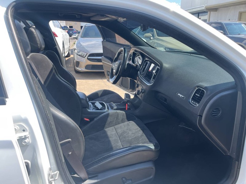 Dodge Charger Vehicle Image 18