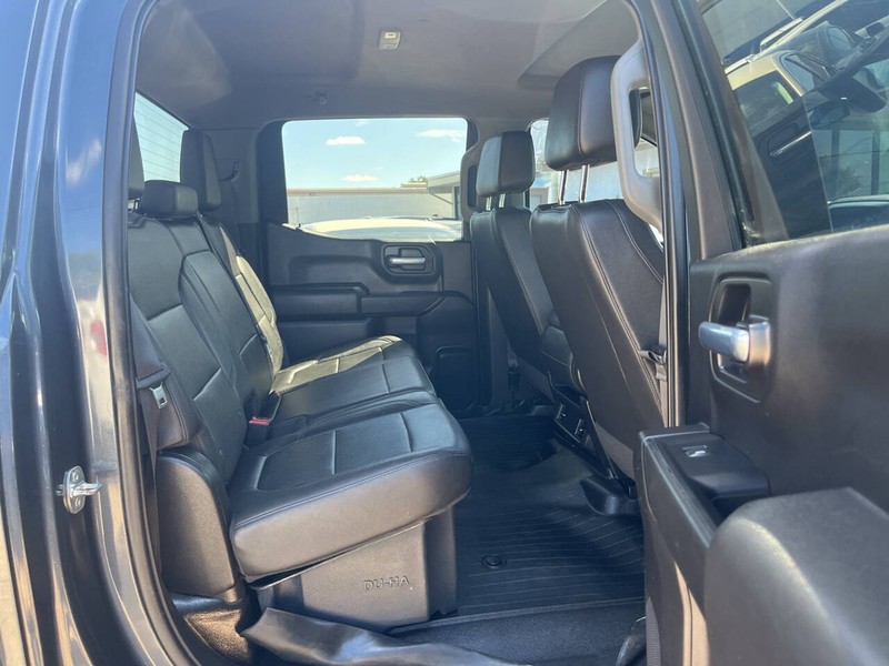 Chevrolet Silverado 1500 Vehicle Image 10