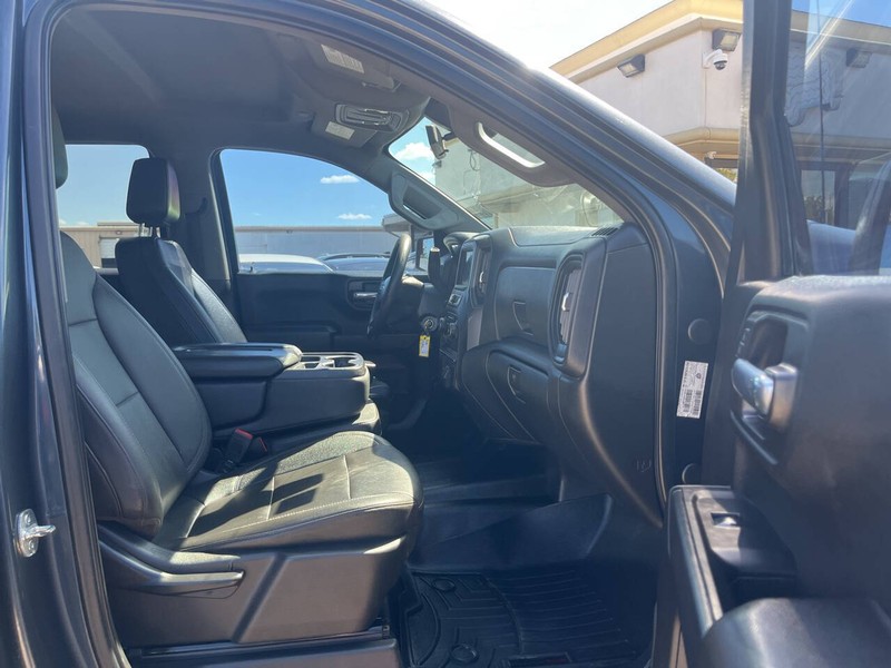 Chevrolet Silverado 1500 Vehicle Image 11