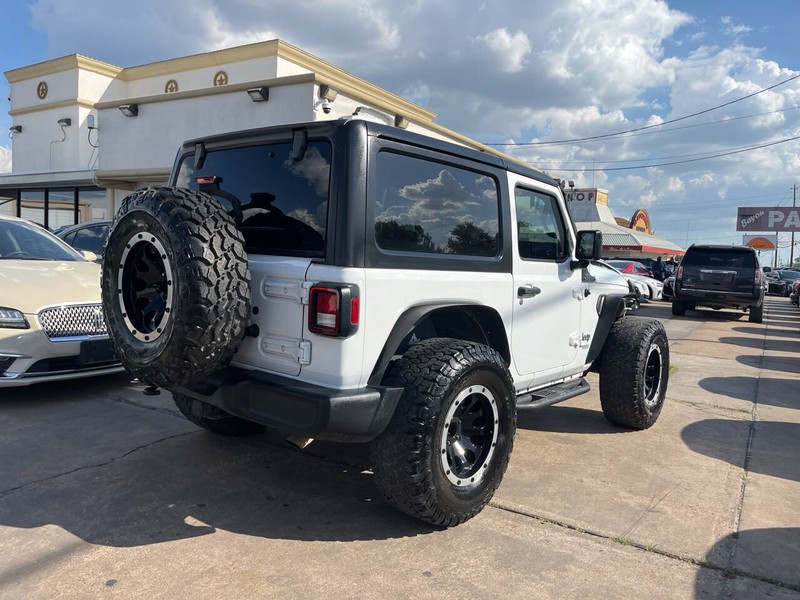 Jeep Wrangler Vehicle Image 05