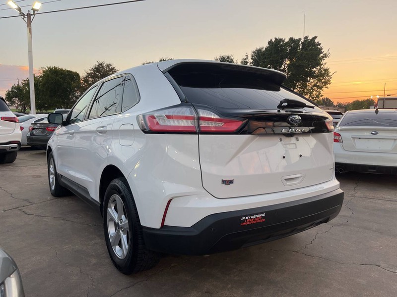 Ford Edge Vehicle Image 03