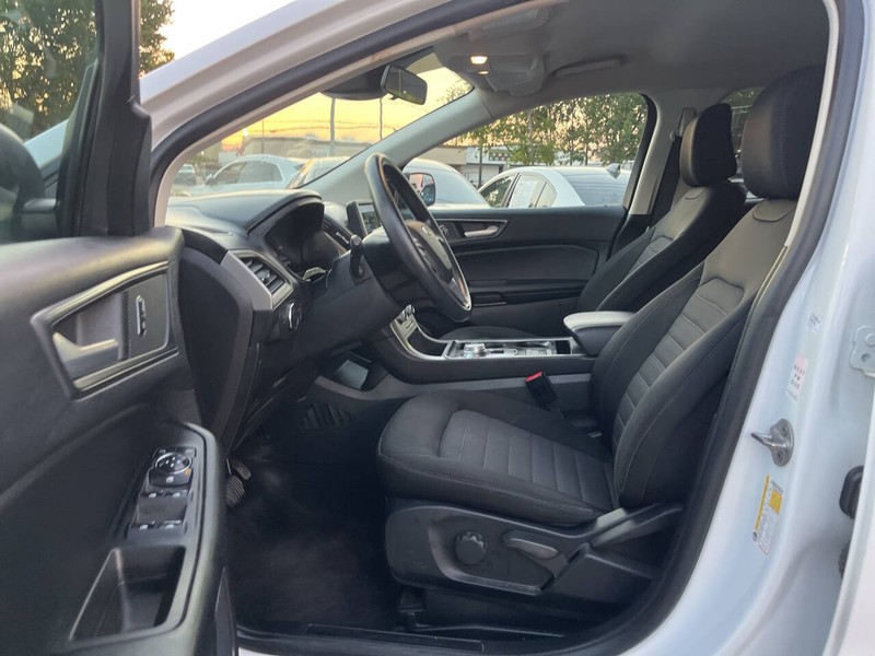 Ford Edge Vehicle Image 07