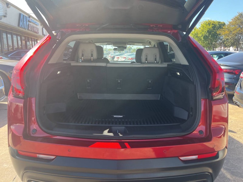 Cadillac XT4 Vehicle Image 09