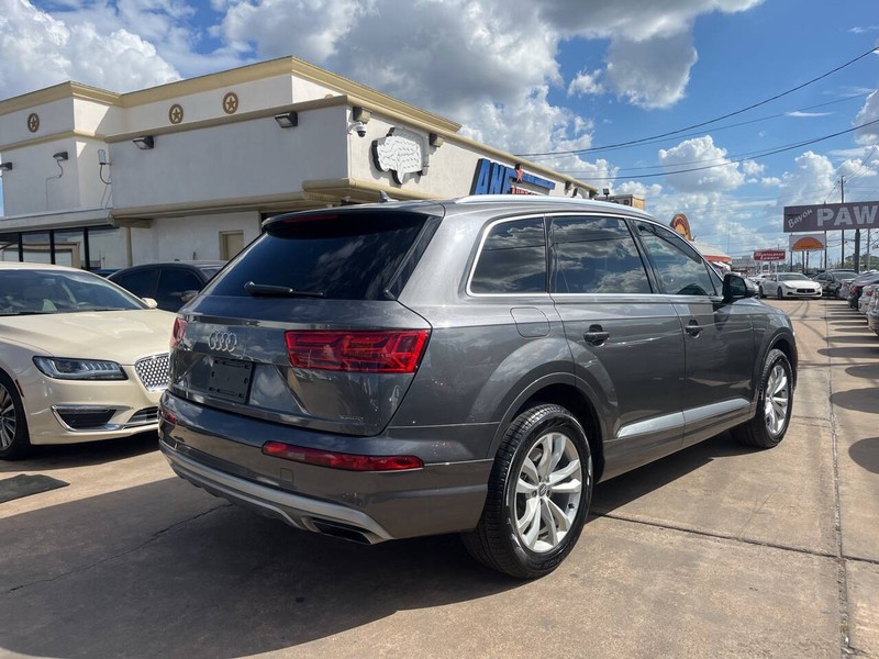 Audi Q7 Vehicle Image 05