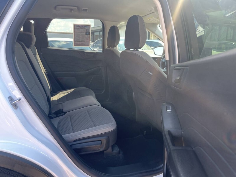 Ford Escape Vehicle Image 10