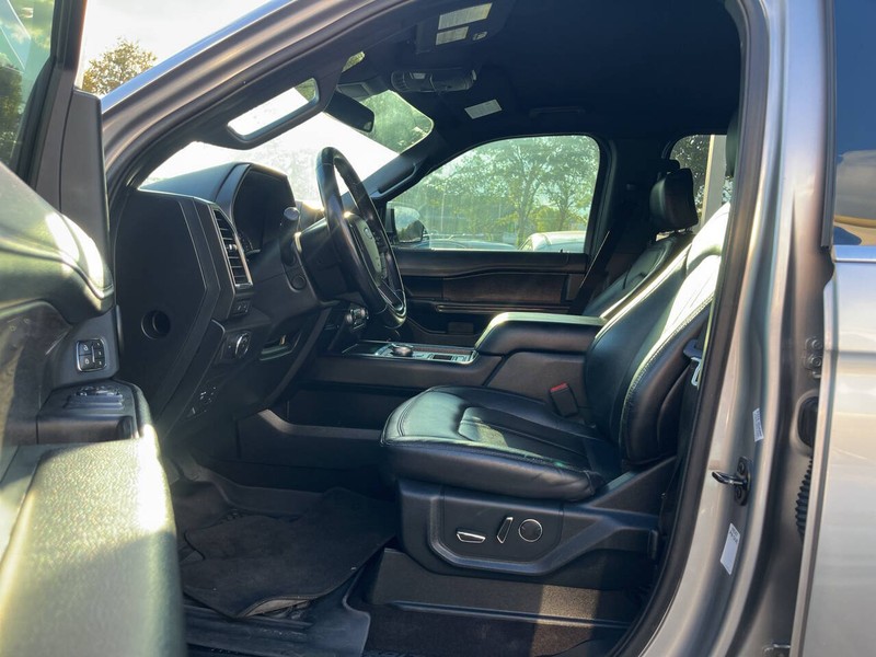 Ford Expedition Max Vehicle Image 06