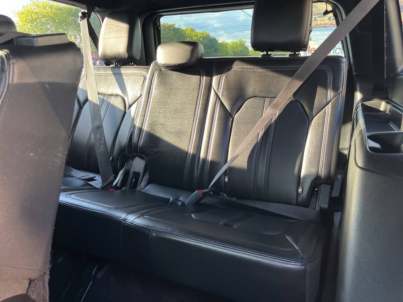 Ford Expedition Max Vehicle Image 08